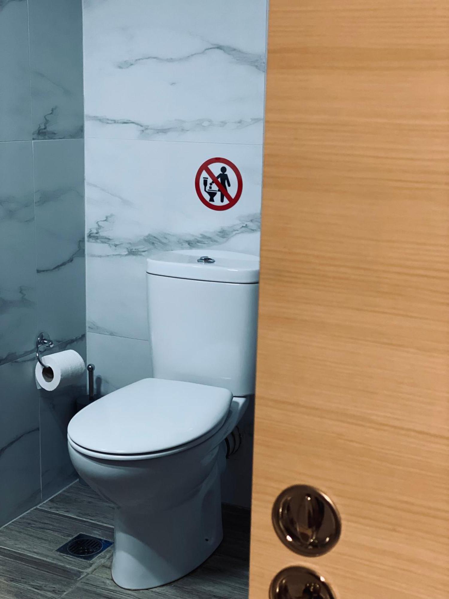شقة Independent House At Glyfada أثينا المظهر الخارجي الصورة