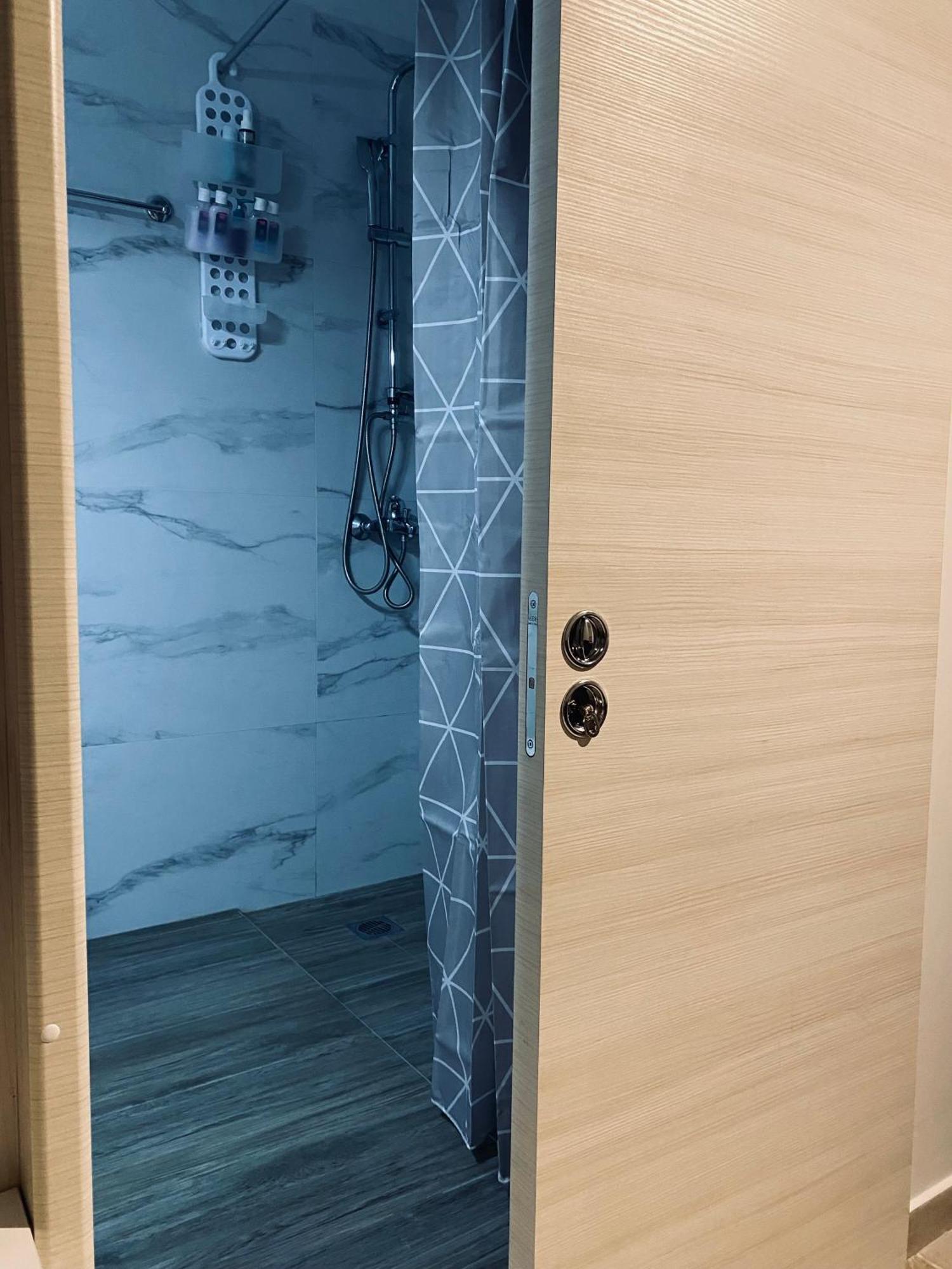 شقة Independent House At Glyfada أثينا المظهر الخارجي الصورة