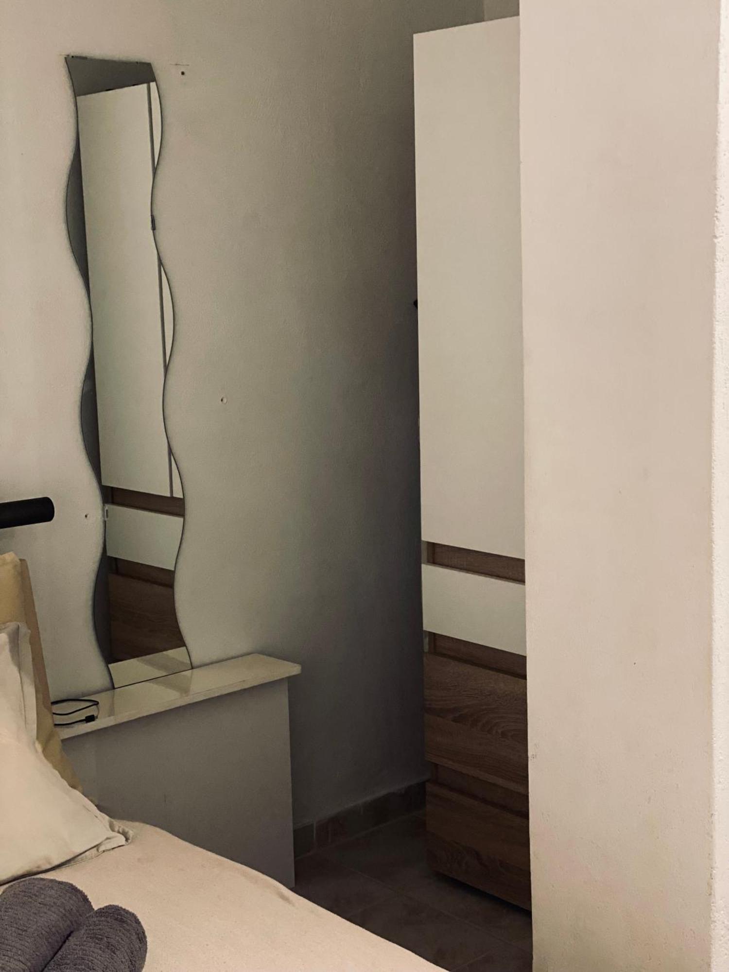 شقة Independent House At Glyfada أثينا المظهر الخارجي الصورة